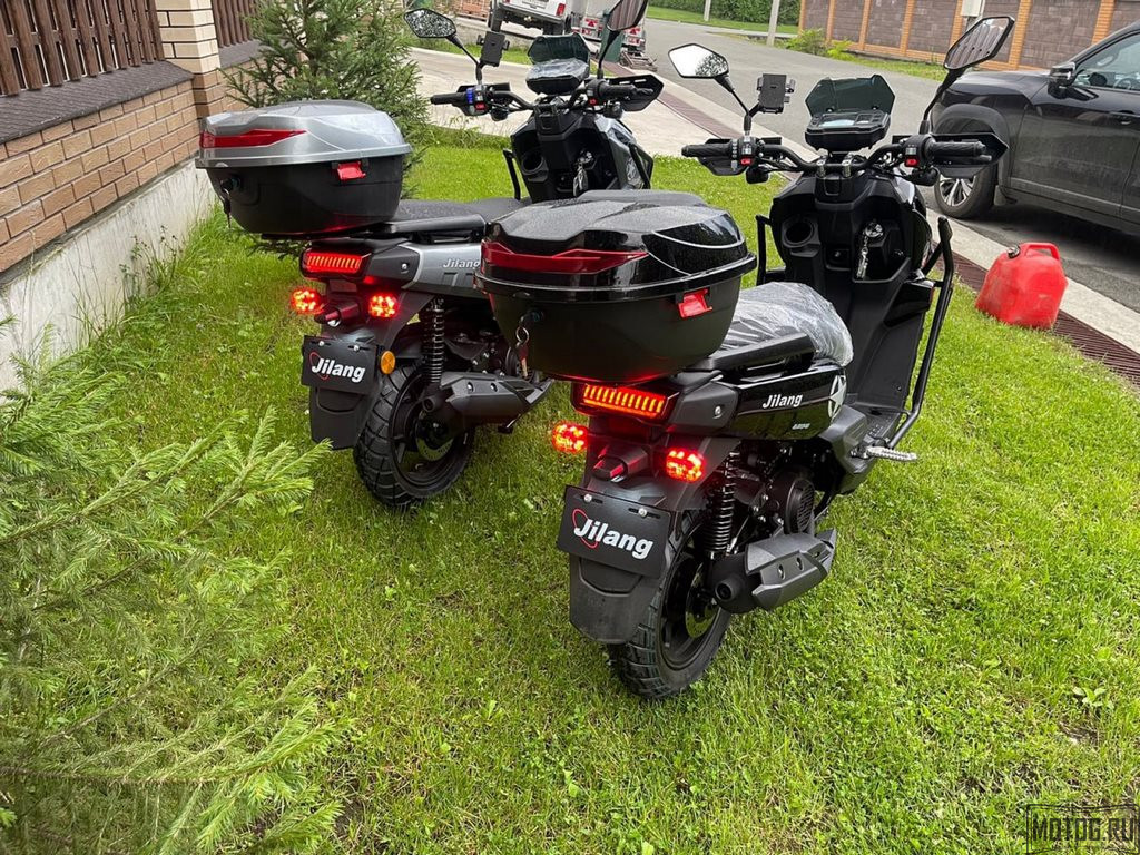 Скутер JILANG TANK 150 – мощность, стиль и комфорт Скутер JILANG TANK 150 – мощность, стиль и комфорт