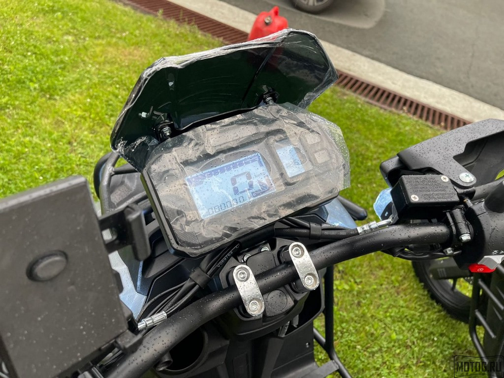 Скутер JILANG TANK 150 – мощность, стиль и комфорт Скутер JILANG TANK 150 – мощность, стиль и комфорт